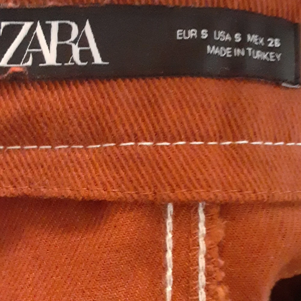 Zara Mini Skirt - Picture 6 of 7